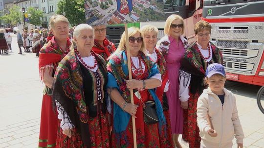 Śpiewające Gospodynie budzą Sienkiewkę