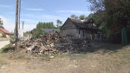 Spłonął cały dobytek seniorów. Odbudujmy im dach nad głową!