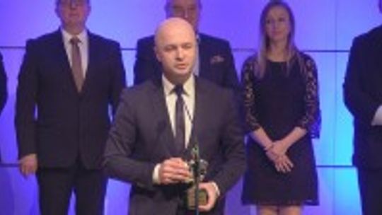 Społeczna Akademia Nauk Liderem Regionu 2017 