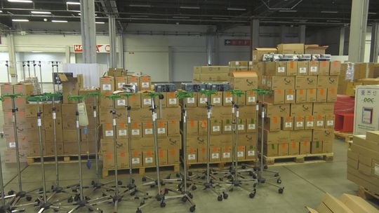 Sprzęt ze szpitala tymczasowego na wyposażeniu świętokrzyskich placówek
