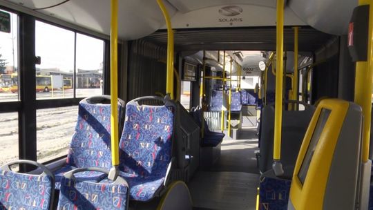 Straż Miejska sprawdza czy pasażerowie podróżują w maseczkach