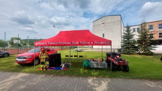 Strażacy z Pińczowa edukowali i ćwiczyli