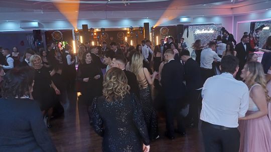 Studniówka 2026 uczniów Zespołu Szkół nr 1 w Jędrzejowie