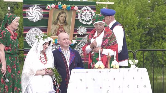 Swaty i błogosławiny odegrane na koneckich błoniach