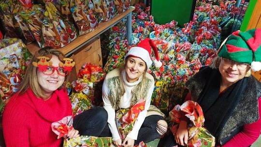 Świąteczne uśmiechy dla małych pacjentów z Kielc