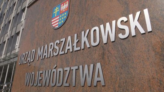 Świętokrzyskie dla Ukrainy: 18 mln zł z UE na wsparcie uchodźców