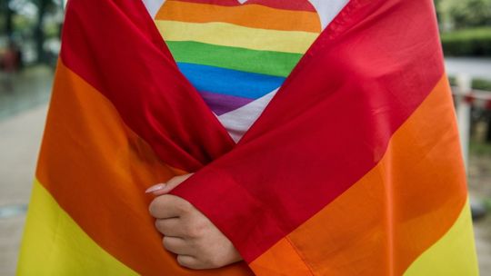 Świętokrzyskie: jest uchwała ws. poszanowania tradycji RP, uchylono stanowisko "przeciw LGBT"