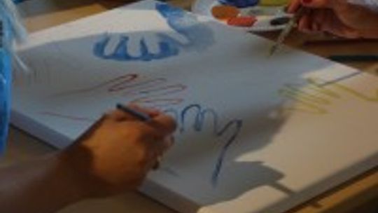 Szansa na odbudowę relacji dzieci i skazanych rodziców. Pierwsze warsztaty w ramach projektu „Teatr mama tata i ja”