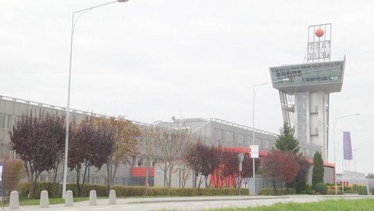 Szpital Tymczasowy przyjmuje chorych w ciężkich stanach. Wszystkie łóżka w placówce są zajęte