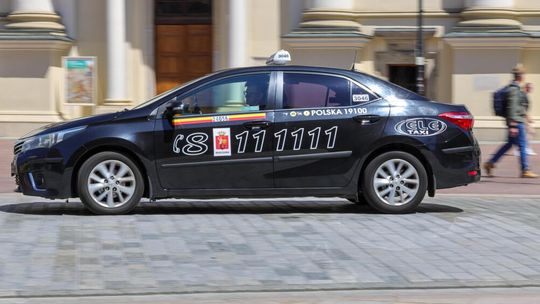 Tak źle jeszcze nie było. Każdego dnia z ulic znika średnio pięciu taksówkarzy