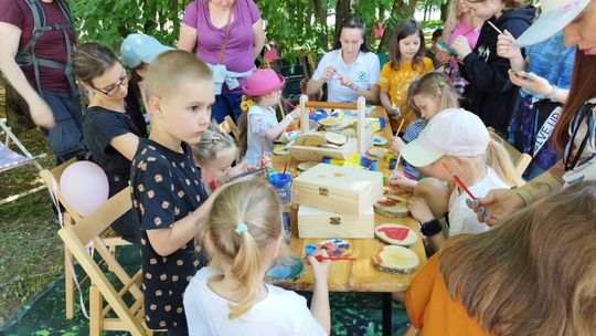 Tłumy na stoisku leśników na Pikniku Naukowym w Warszawie