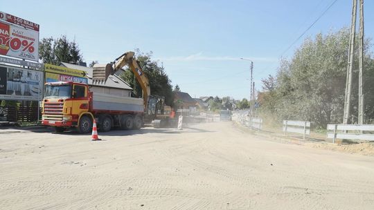 Trwa przebudowa ul. Łyżwy. Dojazd do cmentarza będzie zapewniony na 1 listopada