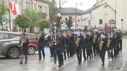 Trzeciomajowy pochód ulicami Pińczowa