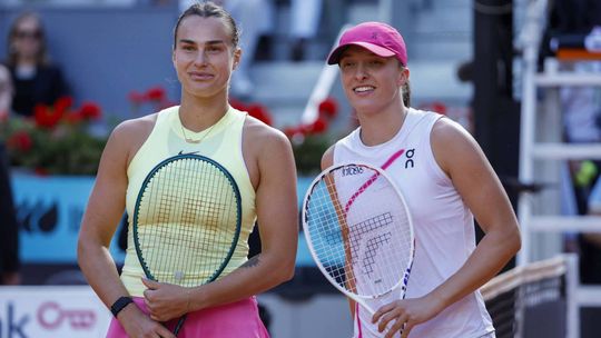 Turniej WTA w Madrycie - Świątek wygrała w finale z Sabalenką