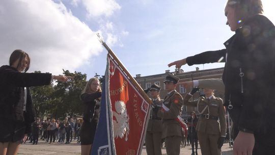 Uczniowie klas mundurowych ZDZ złożyli ślubowanie