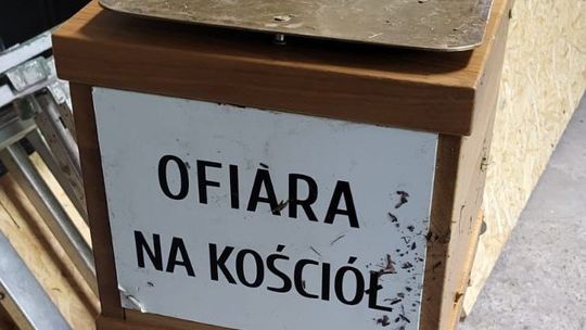 Ukradli skarbonę z datkami parafian