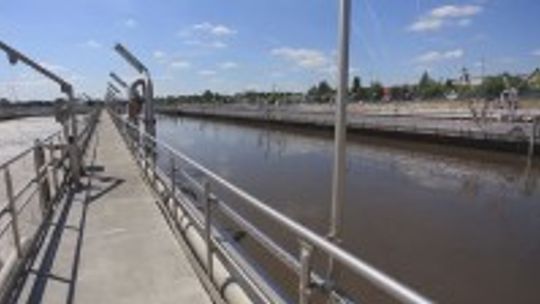 Umowę na dofinansowanie inwestycji wartych prawie 88 milionów złotych podpisały Wodociągi Kieleckie