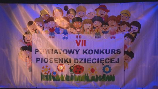 Urocze przedszkolaki i ich śpiewanie