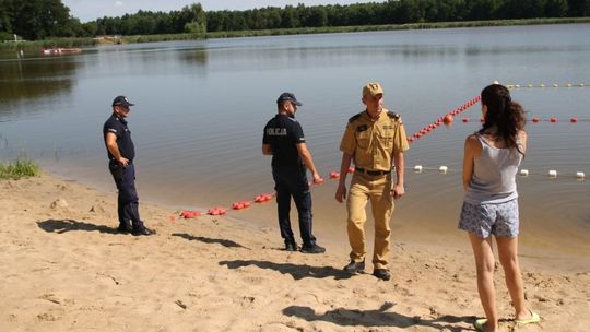 Uważaj wypoczywając nad wodą