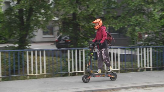 Użytkownicy hulajnóg trafili pod lupę świętokrzyskich policjantów.