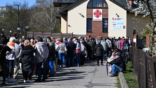 W 2024 r. zmniejszył się zasięg zagrożenia ubóstwem skrajnym w Polsce