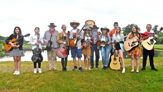 W Ciekotach zagra Orkiestra Gitarowa. Poznamy także aktywnych rolników