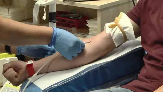 W Kielcach brakuje krwi - mieszkańcy ruszyli z pomocą