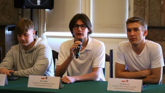 W międzynarodowym gronie dyskutowali o polityce młodzieżowej