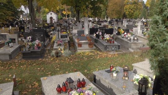 W tym roku nie będzie mszy na cmentarzach