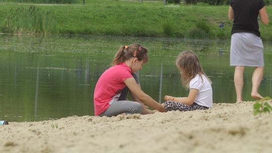 Wakacje w mieście. Propozycje Miejskiej Pływalni w Jędrzejowie