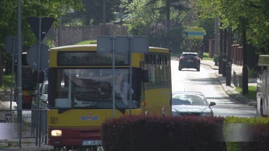 Wakacyjne rozkłady jazdy - ZTM informuje o kolejnych zmianach