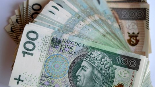 Wartość oszczędności emerytalnych Polaków w 2024 roku wyniosła 307,6 mld zł