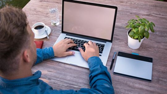 Wiceminister Semeniuk: nie prowadzimy rozmów o wprowadzeniu dobrowolnej składki ZUS dla przedsiębiorców