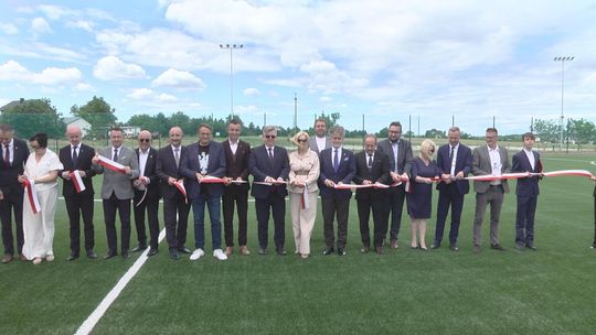 Wielkie otwarcie Internatu i kompleksu sportowego w Zespole Szkół Powiatowych w Łopusznie