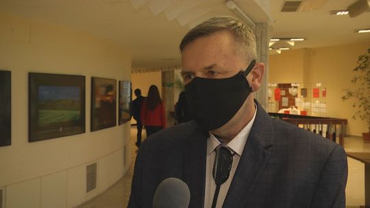 Wigilia dla osób bezdomnych przed Wojewódzkim Domem Kultury