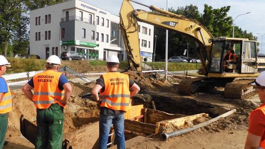 Wodociągi modernizują stare zasuwy