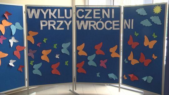 WYKLUCZENI – PRZYWRÓCENI. Pomocna dłoń i wsparcie