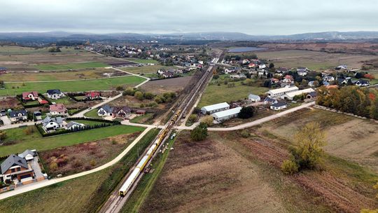Wymieniamy tory i przyspieszamy przejazdy z Kielc na południe regionu
