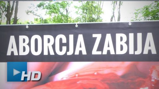Wystawa antyaborcyjna przy Kościele Garnizonowym w Kielcach