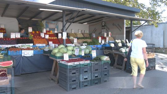 Zabezpieczenie terenu bazarów okiem radnych KO