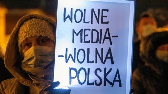 Zakaz prowadzenia mediów przez władze samorządowe. Oświadczenie