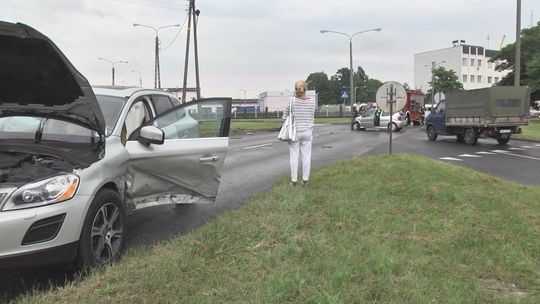 Zderzenie dwóch pojazdów na al. Piłsudskiego