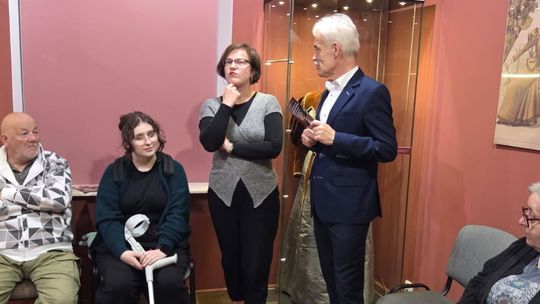 Żegnajcie gorsety i halki!