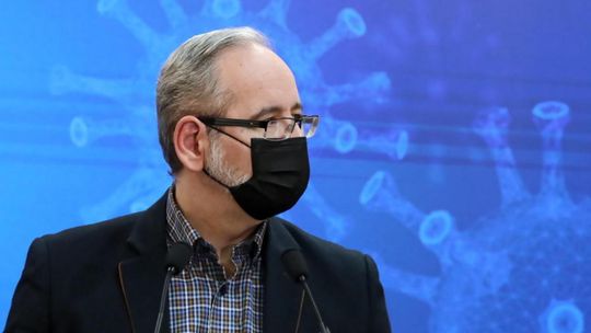 A. Niedzielski: zniesienie obostrzeń nie oznacza, że kończy się epidemia