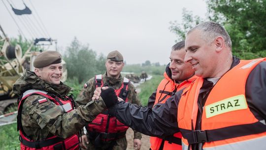 Żołnierze gotowi do działań przeciwpowodziowych