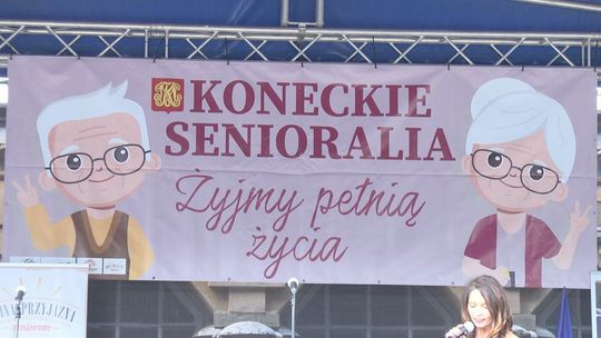 Żyją pełnią życia - koneccy seniorzy świętowali