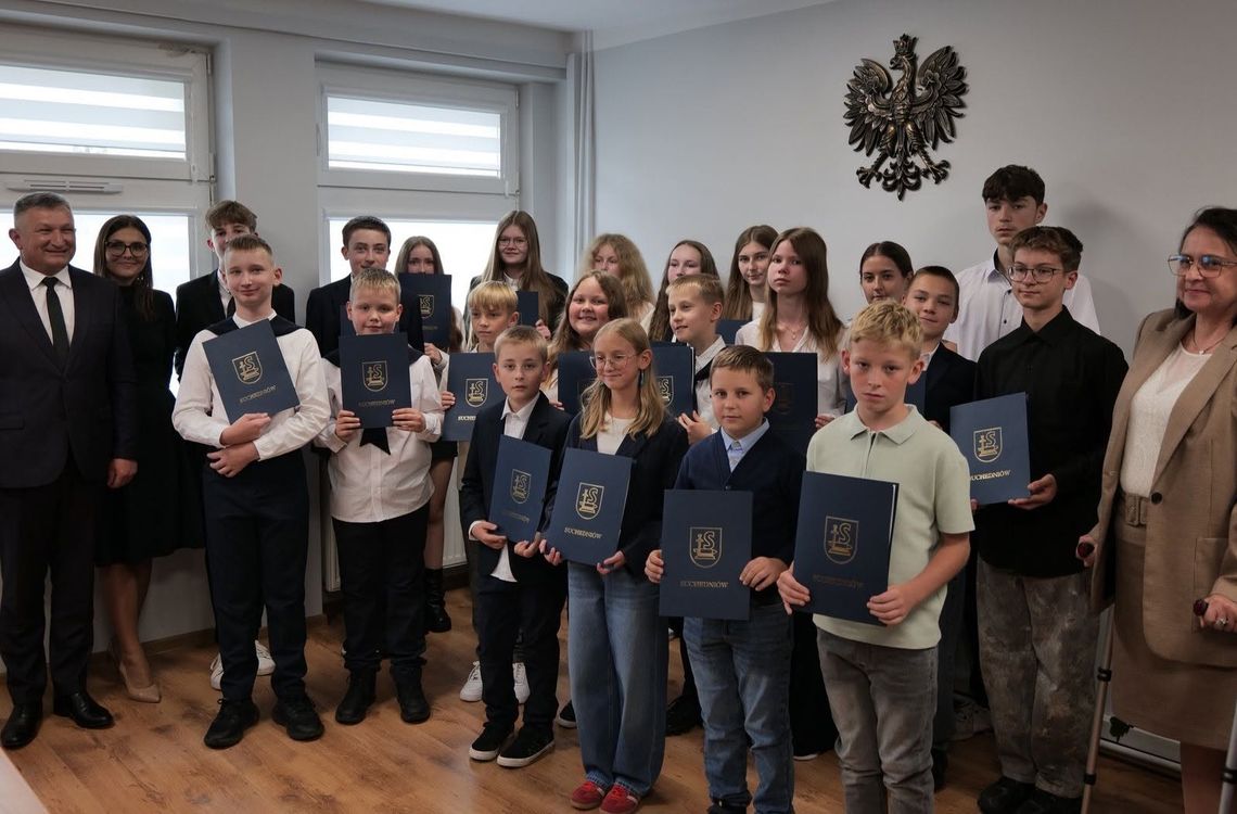 24 uczniów nagrodzonych w Suchedniowie