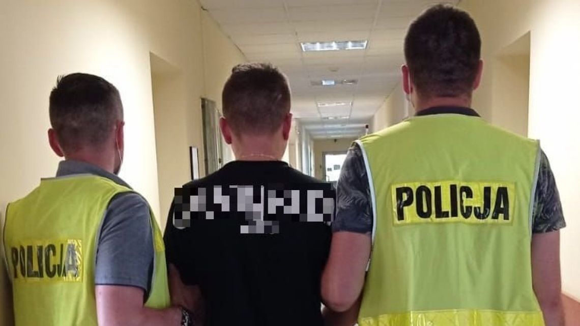  30- latek wylegitymował się podrobionym dokumentem