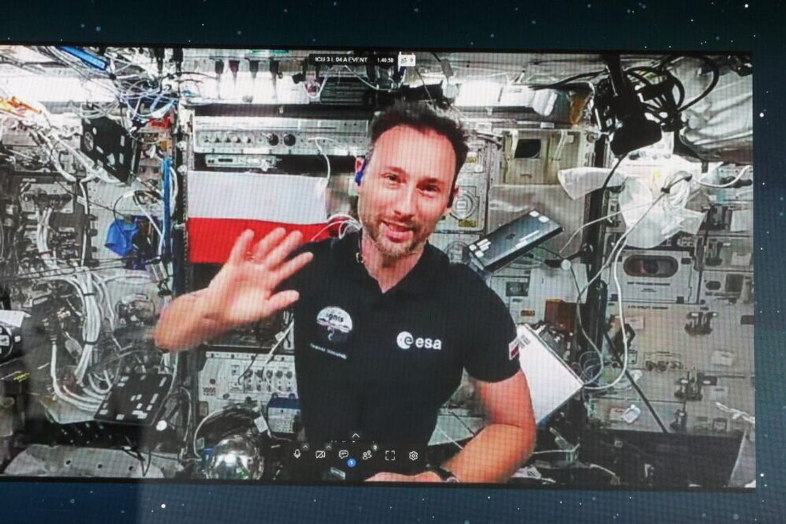 Astronauci misji Ax-4 pożegnali się z załogą Międzynarodowej Stacji Kosmicznej; w poniedziałek ruszą w stronę Ziemi