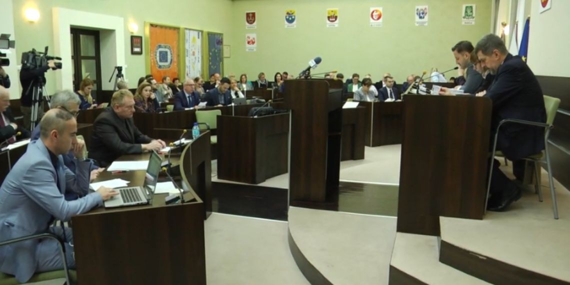 Bezpartyjni i Niezależni interpelują w sprawie cen wody i ścieków Bezpartyjni i Niezależni interpelują w sprawie cen wody i ścieków